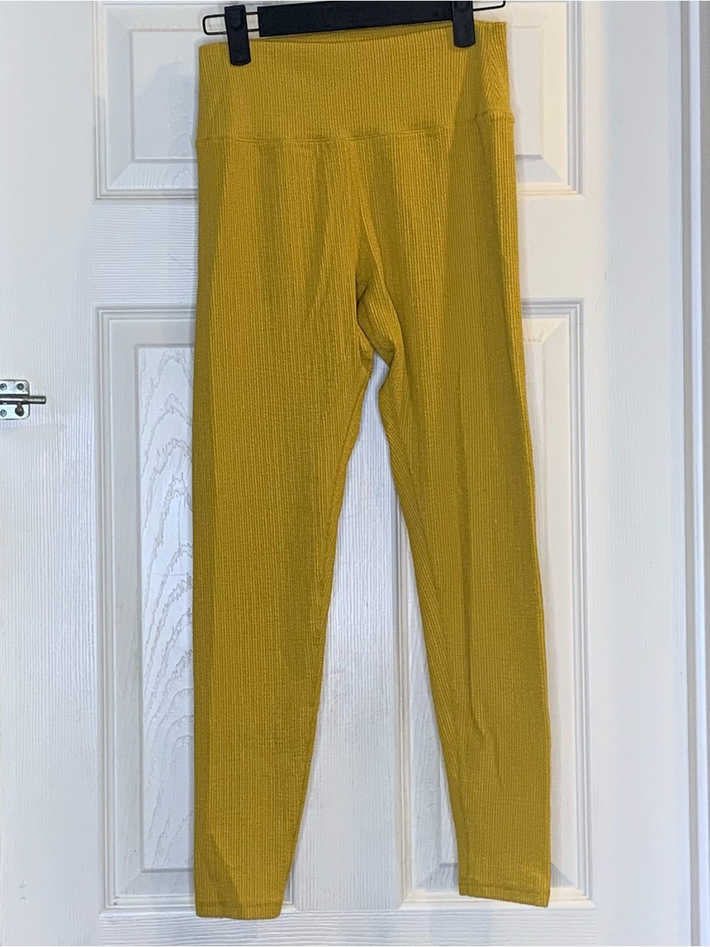 Buff Bunny Collection Texture Ribbed Leggings Golden Color Size Medium